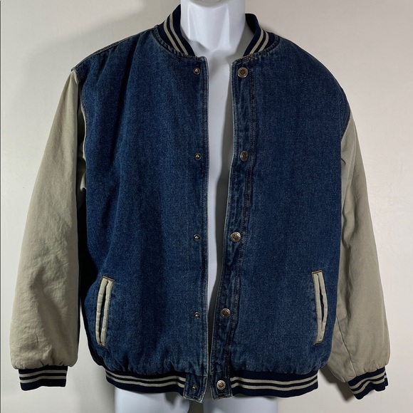 Faded Glory Other - Faded Glory Authentic Blue Jeans Jacket Boys Size XL
Quilted Lining Snap Front